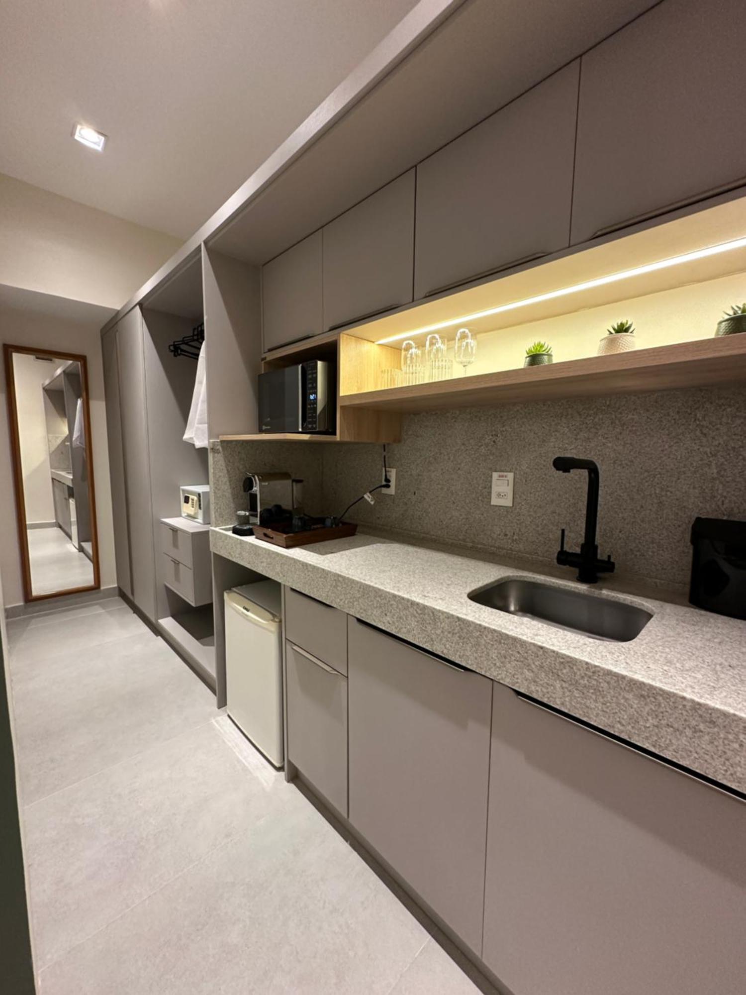 1111 Studio De Luxo Com Vista Deslumbrante Para O Rio 마나우스 외부 사진